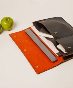 Allégorie Accessories Gala Apple Leather Tech Folio Bag