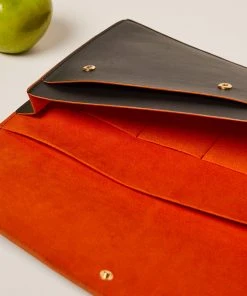 Allégorie Accessories Gala Apple Leather Tech Folio Bag