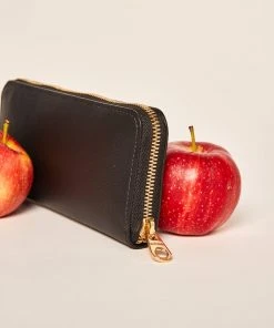 Allégorie Gala Apple Leather Long Wallet