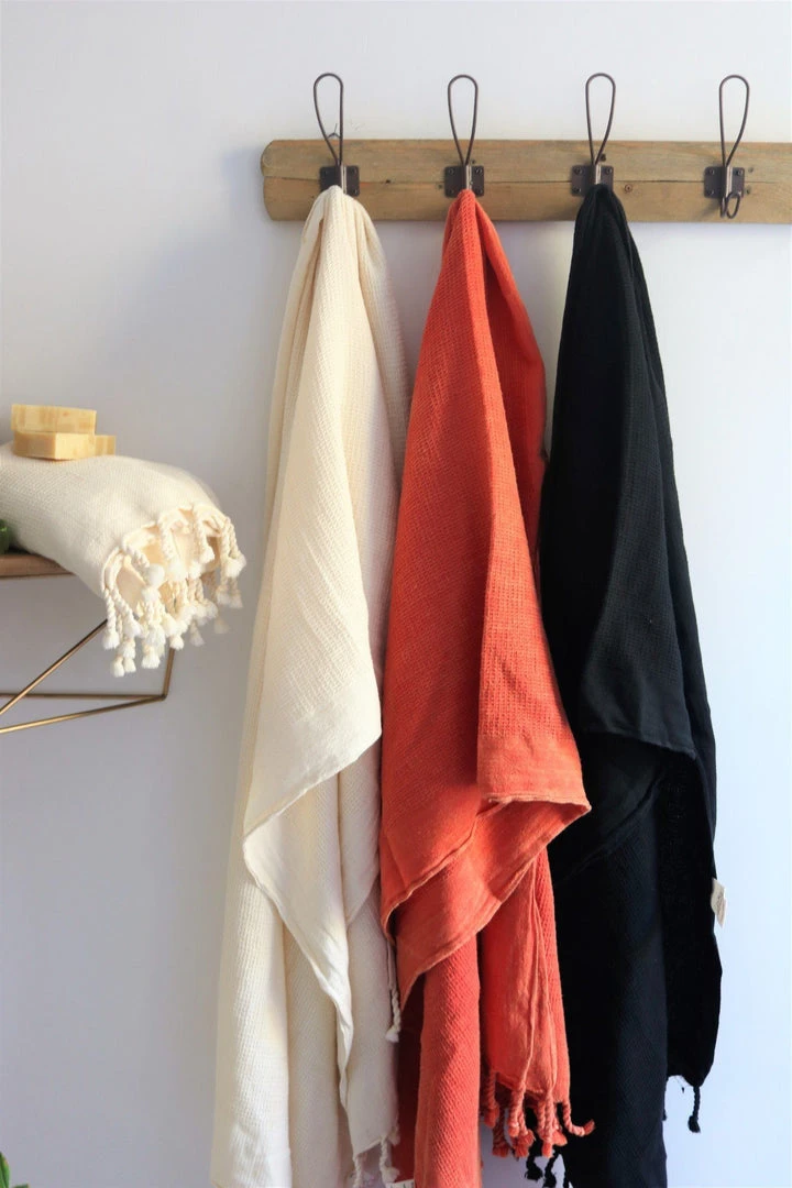 Anatolico Best Sellers Waffle Weave Turkish Towel - Black Anatolico Best Sellers Waffle Weave Turkish Towel - Black