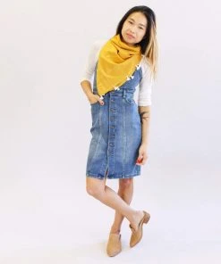 Anchal Accessories Grid Scarf With Tassels - Gold