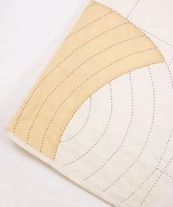 Anchal Crescent Lattice Quilt - Sand