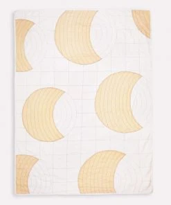 Anchal Crescent Lattice Quilt - Sand