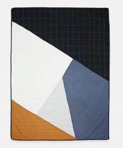 Anchal Home Goods Naari Throw Quilt