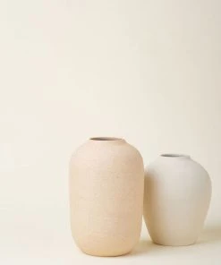August Sage Solenne Vase - Crema