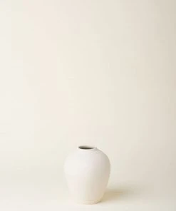 August Sage Solenne Vase - Crema