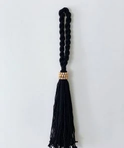 Ceremonia Black Yarn Tassel