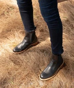 Nisolo Carmen Chelsea Boot - Black Shoes 5 Nisolo Carmen Chelsea Boot - Black Shoes