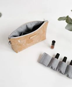 Carry Courage Accessories Creator Cork Essential Oils Bag - Silver