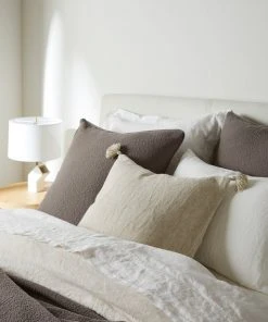 Coyuchi Cascade Matelasse Blanket - Morel 8 Coyuchi Cascade Matelasse Blanket - Morel