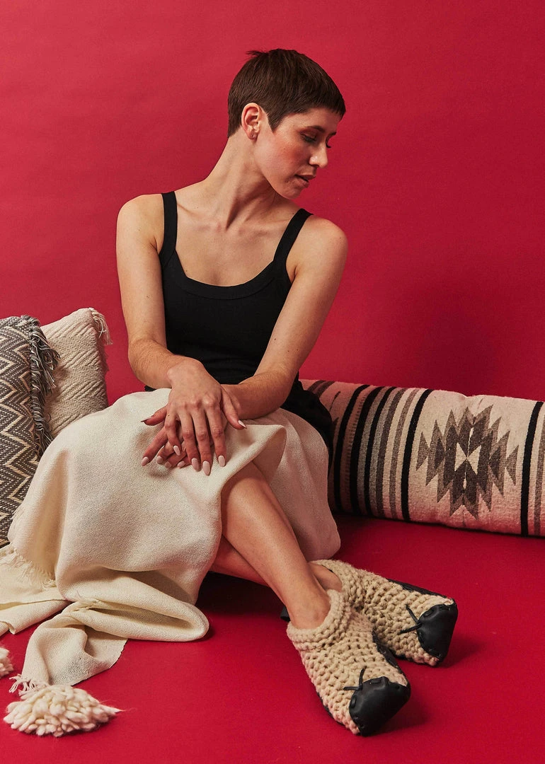 Chilote Best Sellers Unisex House Slippers - Black Chilote Best Sellers Unisex House Slippers - Black