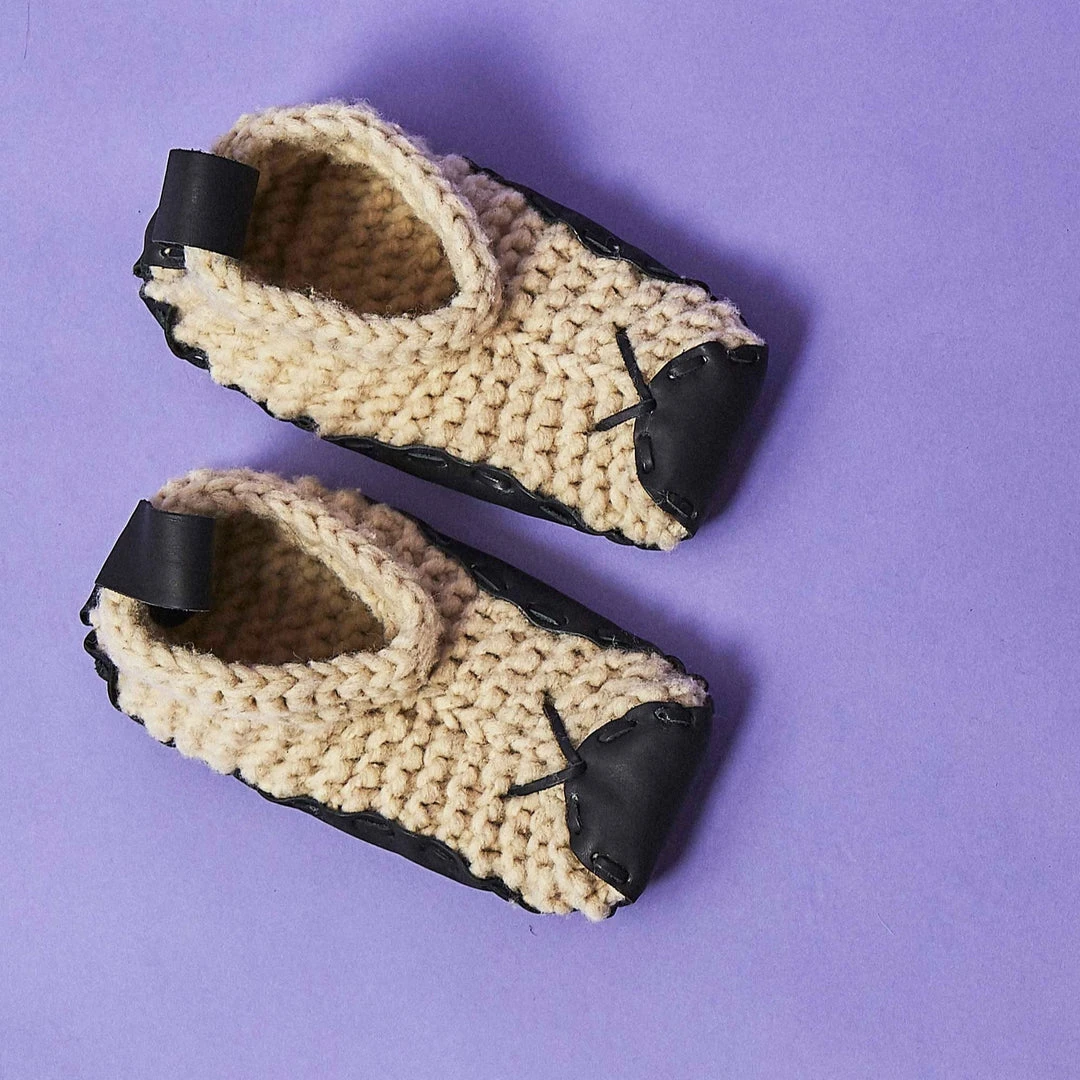 Chilote Best Sellers Unisex House Slippers - Black Chilote Best Sellers Unisex House Slippers - Black