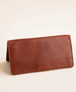 Nisolo Classic Wallet - Rosewood Accessories