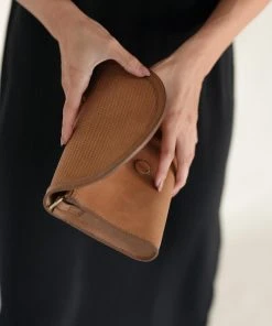 Nisolo Cleo Convertible Clutch Best Sellers