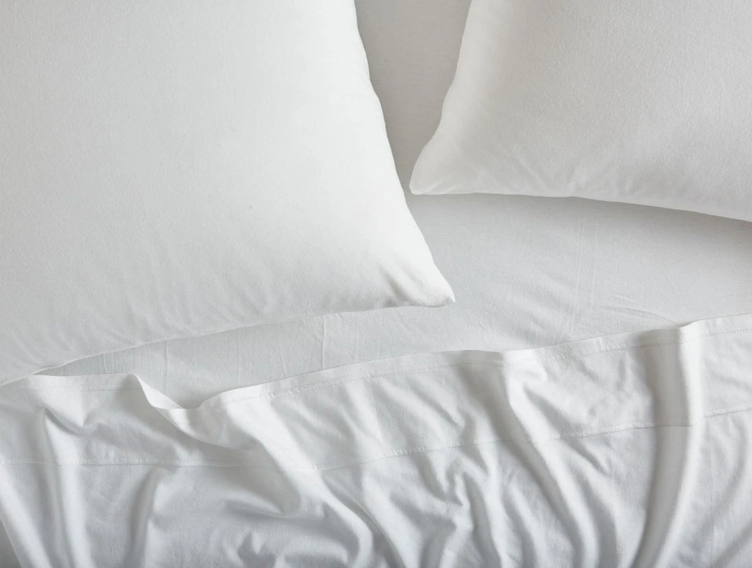 Coyuchi Fair Trade Jersey Sheet Set - Alpine White Coyuchi Fair Trade Jersey Sheet Set - Alpine White