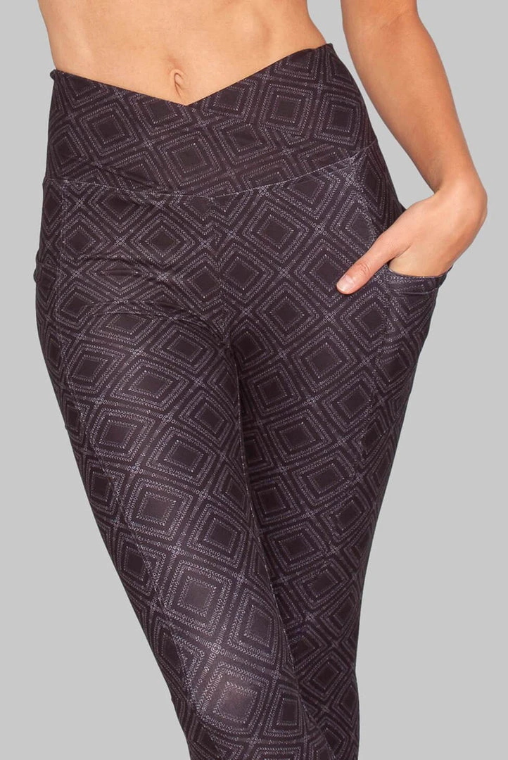 Wolven Activewear + Athleisure Crossover Recycled Legging With Pockets - Summit Wolven Activewear + Athleisure Crossover Recycled Legging With Pockets - Summit