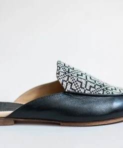 Darzah Tatreez Mule - Black + White Staff Favorites