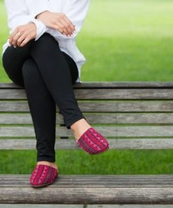 Darzah Shoes Tatreez Mule - Magenta + Rose
