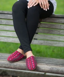 Darzah Shoes Tatreez Mule - Magenta + Rose