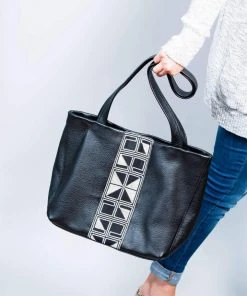 Darzah Tatreez Market Tote Bag 7 Darzah Tatreez Market Tote Bag