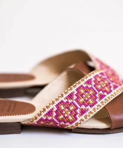 Darzah Shoes Tatreez Cross Sandal - Berry