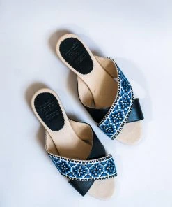 Darzah Tatreez Cross Sandal - Blue