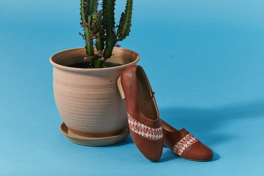 Darzah Shoes Tatreez Oxford - Camel + Orange Darzah Shoes Tatreez Oxford - Camel + Orange