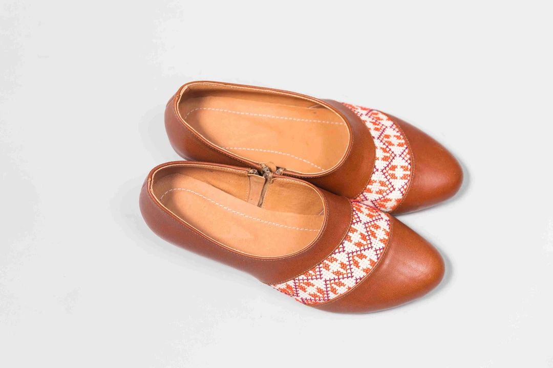 Darzah Shoes Tatreez Oxford - Camel + Orange Darzah Shoes Tatreez Oxford - Camel + Orange