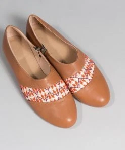 Darzah Tatreez Oxford - Nude Shoes