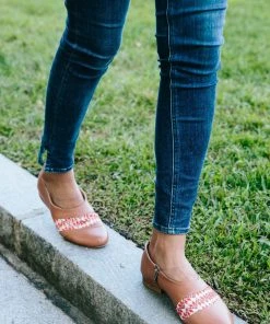 Darzah Tatreez Oxford - Nude Shoes