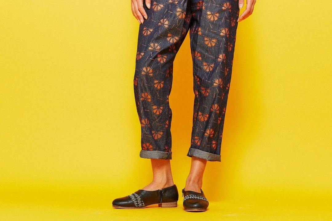 Darzah Tatreez Oxford - Silver Darzah Tatreez Oxford - Silver