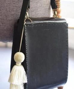 Purse & Clutch Everyday Handbag 5 Purse & Clutch Everyday Handbag