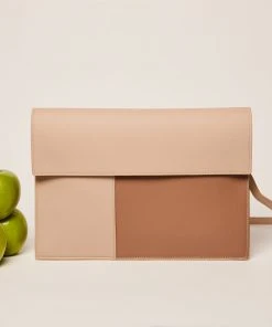 Allégorie Accessories Gala Apple Leather Tech Folio Bag