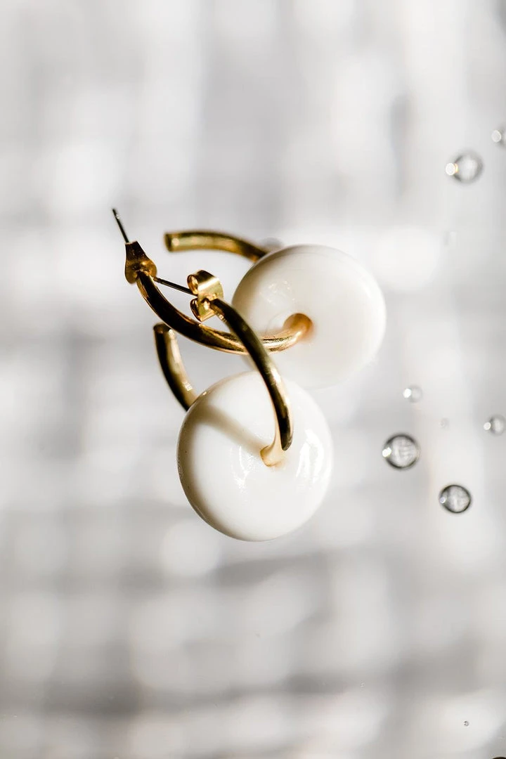 Abby Alley Handcrafted Glass Disc Earrings Abby Alley Handcrafted Glass Disc Earrings