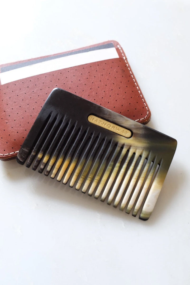 Hathorway Chai Horn Pocket Hair And Beard Comb - Dark Horn Hathorway Chai Horn Pocket Hair And Beard Comb - Dark Horn