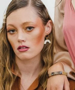 Hathorway Hanh Tinh Icon Horn Post Earrings