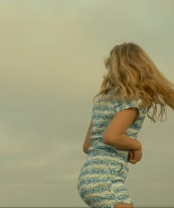 Honey Cake Tiger Kids' Hello Fun Wave Unisex Shorts