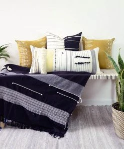 Ichcha Home Goods Nomad Lumbar Pillow Cover