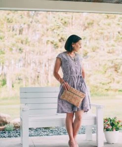 Carry Courage Inventor Cork Tablet Organizer - Silver