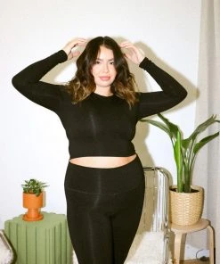 Mary Young Kaela Bamboo Long Sleeve Top Pajamas + Loungewear 13 Mary Young Kaela Bamboo Long Sleeve Top Pajamas + Loungewear