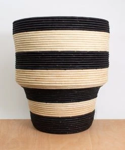 KAZI Home Goods Black Nene Vase