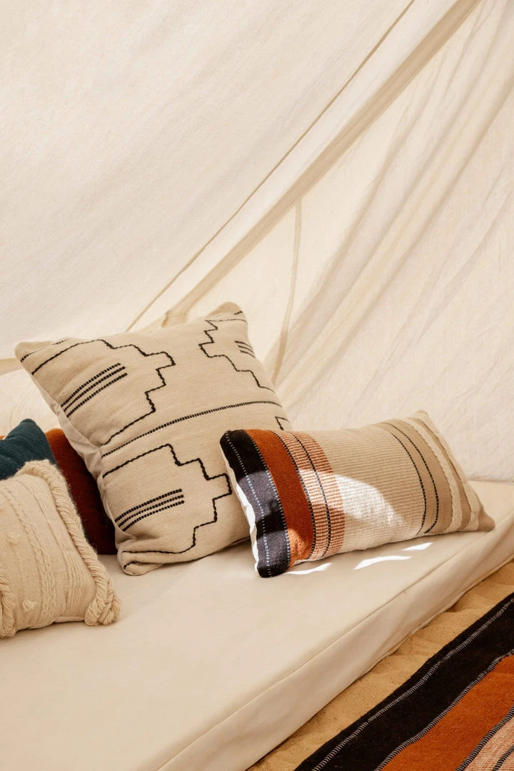 Kiliim Best Sellers Black Drift Wool Throw Pillow Cover Kiliim Best Sellers Black Drift Wool Throw Pillow Cover