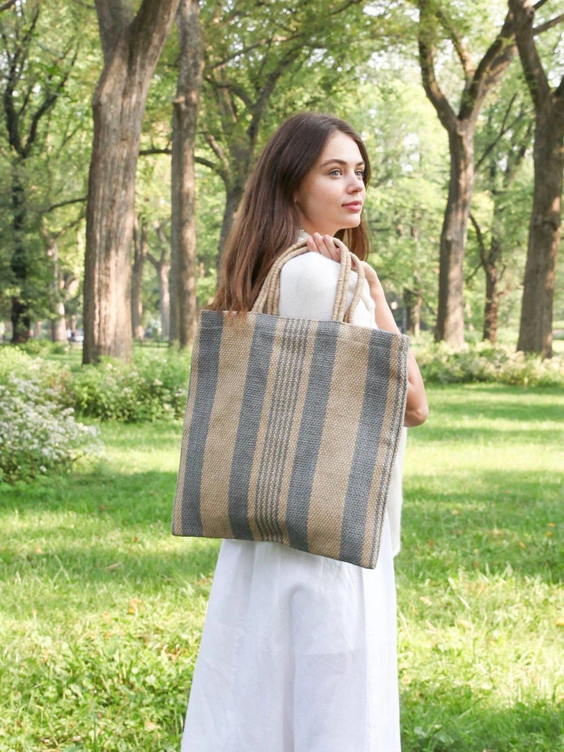 Korissa Dora Jute Tote Bag - Pale Gray Korissa Dora Jute Tote Bag - Pale Gray