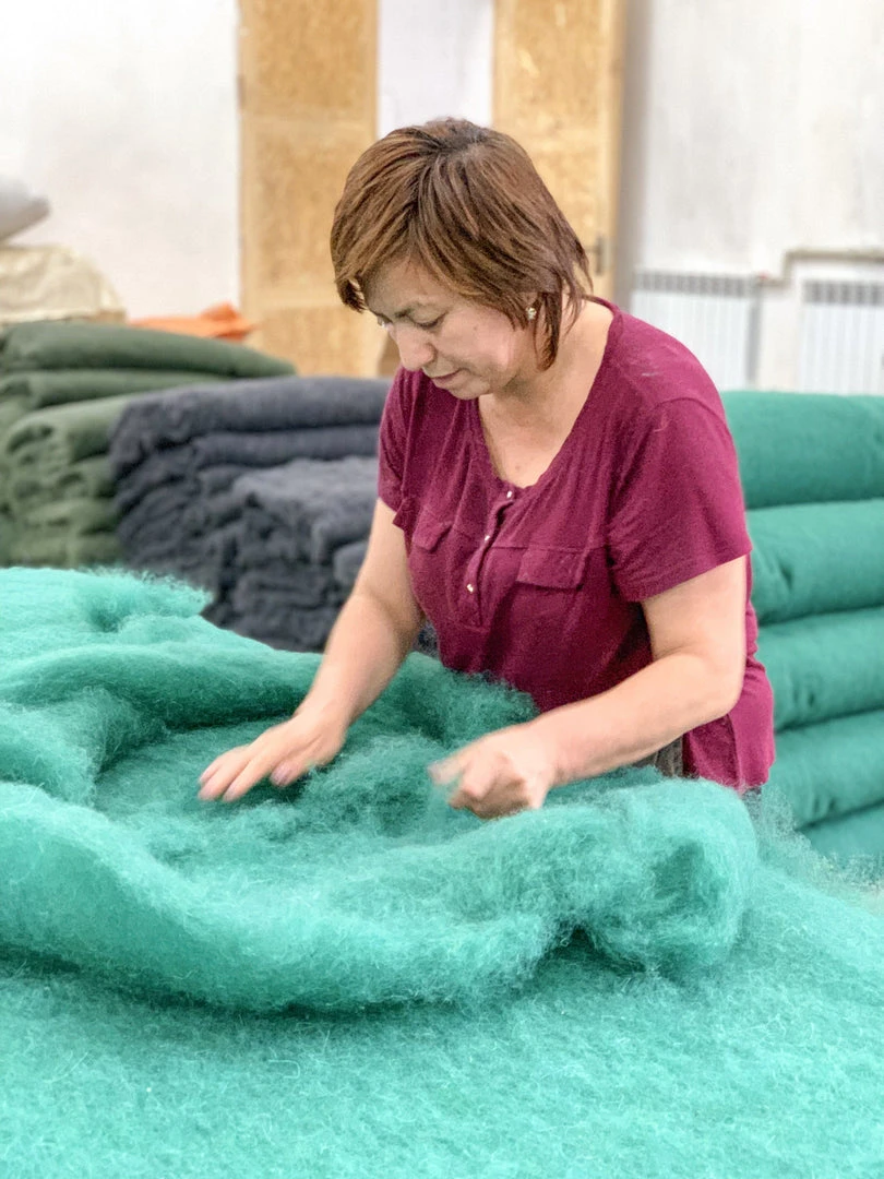 Kyrgies Men's Wool Tengries Slippers - Charcoal Kyrgies Men's Wool Tengries Slippers - Charcoal