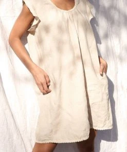 LA Relaxed Magnolia Linen Slip Dress