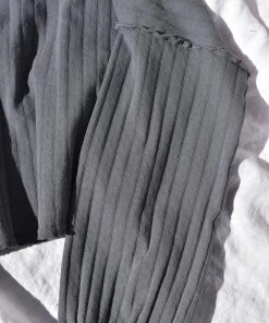 LA Relaxed New Arrivals Pointelle Puff Sleeve Crop Top