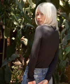 LA Relaxed Smooth Modal Jersey Turtleneck