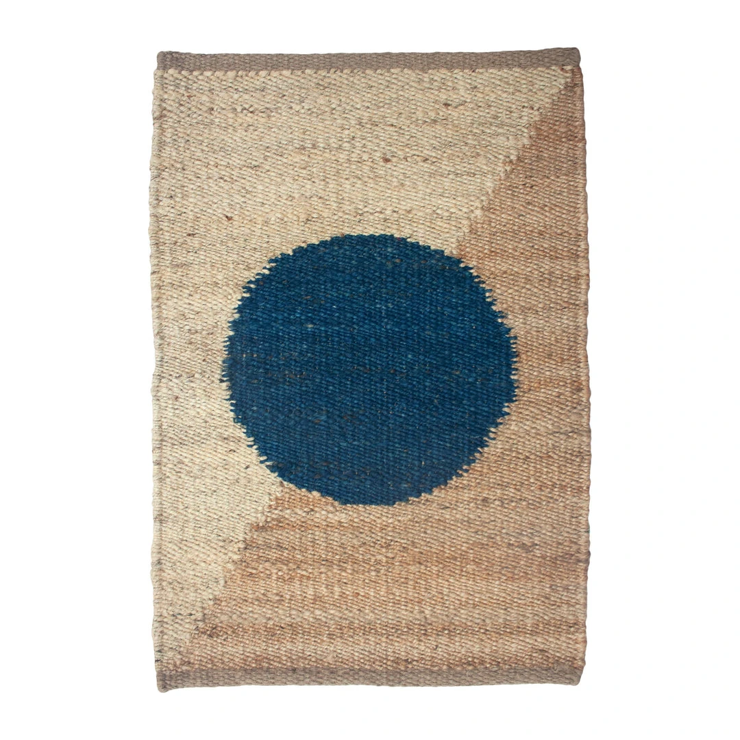 Leah Singh Home Goods Margeaux Circle Jute Rug - Blue Leah Singh Home Goods Margeaux Circle Jute Rug - Blue