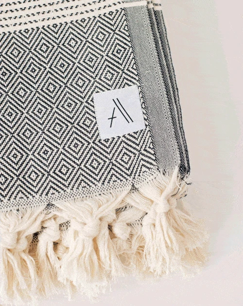 Amante Marketplace Magis Diamond Turkish Towel / Throw Blanket - Black 2 Amante Marketplace Magis Diamond Turkish Towel / Throw Blanket - Black
