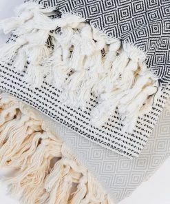 Amante Marketplace Magis Diamond Turkish Towel / Throw Blanket - Light Gray Home Goods 8 Amante Marketplace Magis Diamond Turkish Towel / Throw Blanket - Light Gray Home Goods